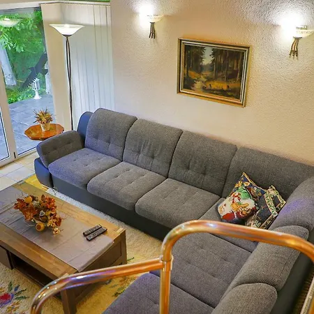 Dom wakacyjny Sara *