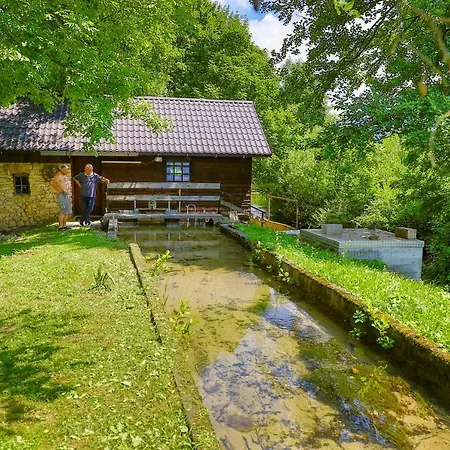 Sara * Bihac
